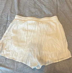 Linen Shorts thumbnail 2