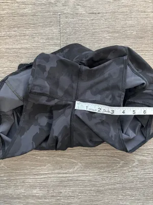 Lululemon Hotty Hot Shorts Incognito Camo Multi Grey / Black 4” Size 2 Tall thumbnail 10