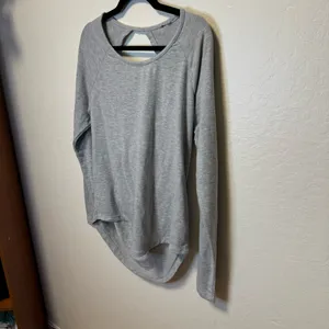 Gray Long Sleeve Women's Top Size L thumbnail 2