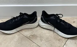 New Balance Shoes thumbnail 3