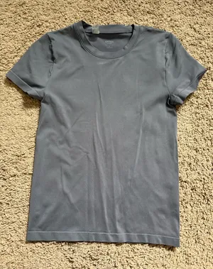 Aritzia shirt thumbnail 1
