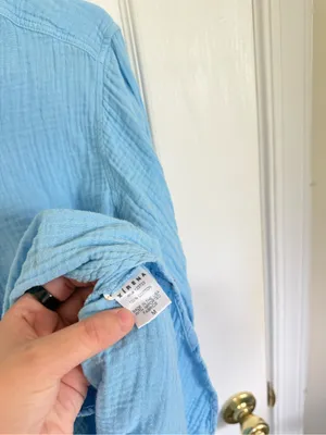 Xirena Scout Cotton Gauze Shirt in Fiji Blue thumbnail 4