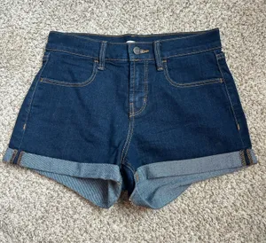 Old navy jean shorts  thumbnail 1