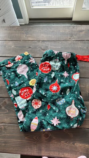 Old Navy Pajama Pants thumbnail 3