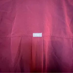 Figs Rafaela top Burgundy Size oversized XS Nursing Scrub Top Only thumbnail 7