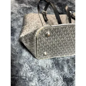 Michael Kors handbag purse Black & Silver shoulder bag flaws pictured thumbnail 6