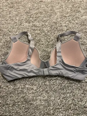 Victoria's Secret Bra thumbnail 3