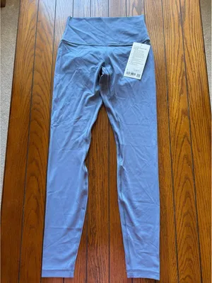 Lululemon Align High Rise 28” Washed Denim Size 6 NWT thumbnail 3