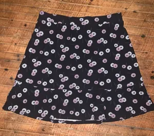 Loft daisy print ruffled knit M normcore knee length skirt thumbnail 1