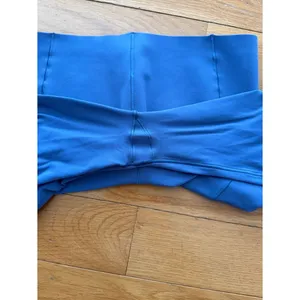 Offline by Aerie Blue Real Me Xtra Bike Shorts Size M 7” thumbnail 6
