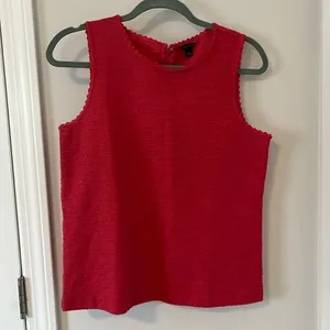 Ann Taylor scallop trim sleeveless top in size Small thumbnail 1
