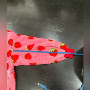 Supersized‎ Strawberry Hoodie With Pouch And Pockets thumbnail 7
