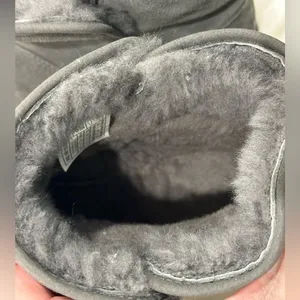 Ugg Cory II Suede Short Ankle Boots 5 Charcoal Gray Minimal Classic Mini Fall thumbnail 13