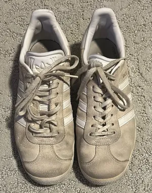 Gazelle adidas shoes thumbnail 1