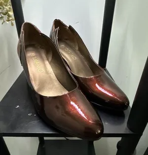 Andiamo Bronze Patent Leather Heels Brown Size 9 thumbnail 1