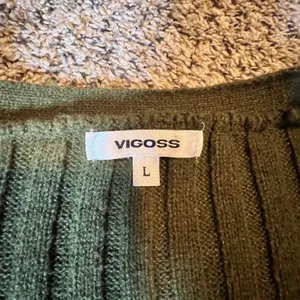 Vigoss Womens Olive Green Ribbed V-Neck‎ Sweater VC-W02428A Size Large thumbnail 2
