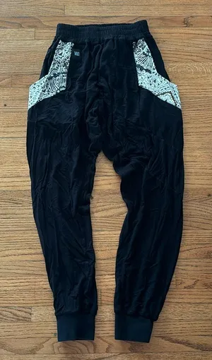 Urban Outfitters SweatS thumbnail 1