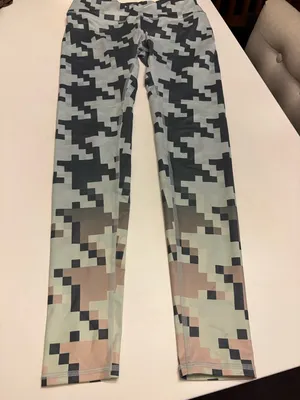 Alo Airbrush pixel ombré full length leggings size small thumbnail 3