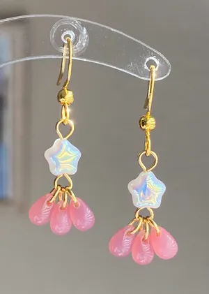 Handmade czech glass mini star & pink teardrop beads earrings🩷💫 thumbnail 1