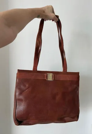 Salvatore Ferragamo vintage leather Tote thumbnail 1