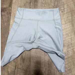 Outdoor Voices Women's High Rise Biker Shorts Light Grey Heather Athletic S/M thumbnail 2