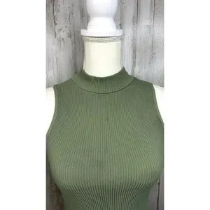 Zara Women's‎ XS Green Ribbed Knit Crop Top Mock Neck Sleeveless Casual Tank thumbnail 2