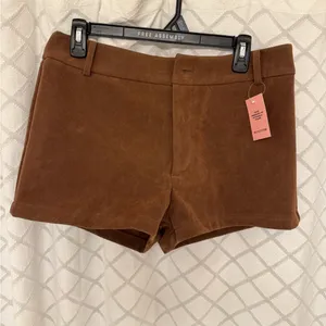 NWT Pretty Little Thing Clay Faux Suede Mid Rise Shorts thumbnail 6