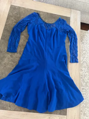 Lomone Elegant Royal Blue Lace-Sleeve Fit & Flare midi Dress thumbnail 2