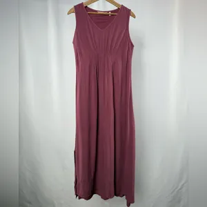 Soft‎ Surroundings Katriane Crepe Sleeveless Maxi Dress in Mauve Size Small thumbnail 2
