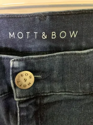 Mott and Bow high rise skinny jeans women's size 31 x 28 thumbnail 3