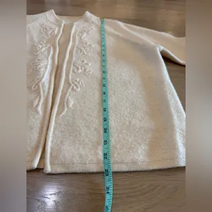 Vintage wool cardigan with embroidery cream MEASUREMENTS thumbnail 3