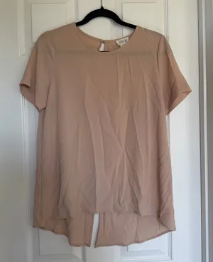 Sienna Sky Blush Pink Short Sleeve Blouse Size Medium thumbnail 1