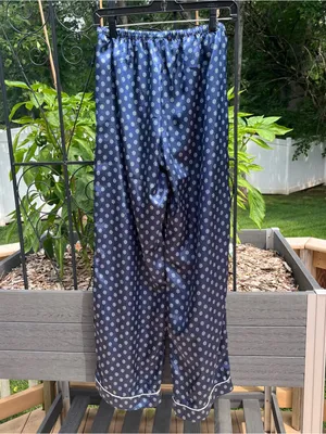 In Bloom by Jonquil Navy Satin Long Sleeve & Pants Pajama Set Size S Loungewear thumbnail 9