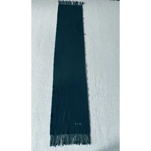 Vintage FENDI Green 100% Wool Muffler Scarf – Made in Italy thumbnail 2