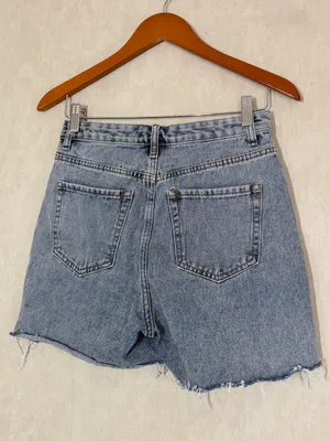 Petal & Pup Women’s High Rise Denim Shorts 4” Raw Hem in Medium Wash 4 thumbnail 4