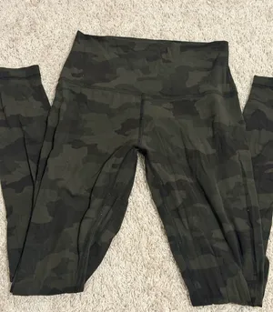 Lululemon Align Camo Leggings 28" thumbnail 1