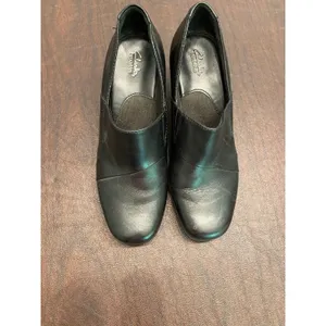 Clarks Bendables‎ Black Leather 2 Inch Heeled Loafer Size 7.5M Career Comfort thumbnail 4