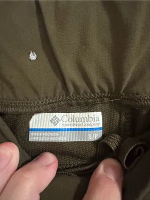 Columbia joggers in Olive thumbnail 2