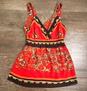 Vintage RubberDucky Red Paisley V-Neck Ladies Top thumbnail 1