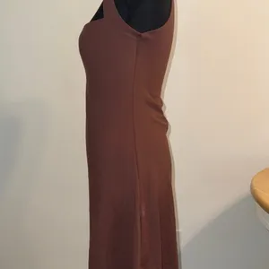 Chic Sleeveless Brown Mini Dress Size 6 thumbnail 3