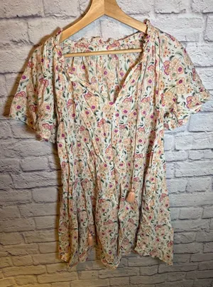 Roller Rabbit Floral spring color Dress women’s ‎ Size Small thumbnail 1