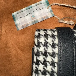 The Islander UK Harris Tweed Houndstooth Leather Backpack Satchel – NWT thumbnail 5