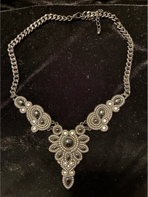 Gothic Gunmetal Black Cabochon Rhinestone Bib Statement Necklace 18 thumbnail 2
