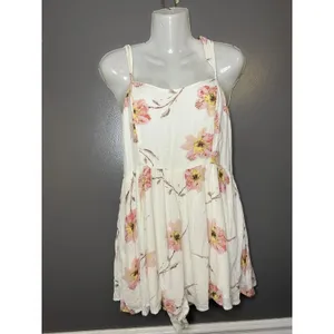 Kimchi Blue Romper Womens Medium White Floral Smocked Double Strap Boho thumbnail 3