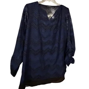The Limited‎ Navy Blue Chevron Clip Dot Roll Tab Sleeve Blouse Small thumbnail 7