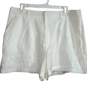Nine West Shorts thumbnail 1