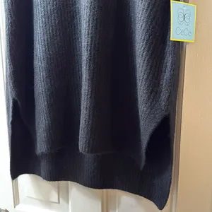 CeCe Sleeveless Tunic Sweater thumbnail 4