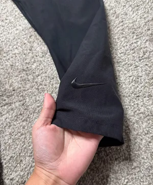 Nike crop legging thumbnail 3