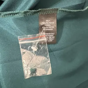 Lulu’s NWT Night of Romance Emerald Green Sleeveless Maxi Dress thumbnail 13