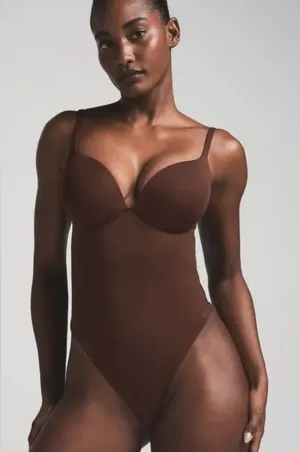 SKIMS NWT Ultimate Push Up Thong Bodysuit - Cocoa SMALL (G23) thumbnail 1